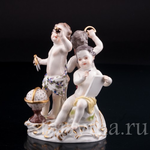 Антикварная фарфоровая композиция Астрономия, три путти, аллегория науки, Meissen, Германия, кон. 19 - нач. 20 вв.