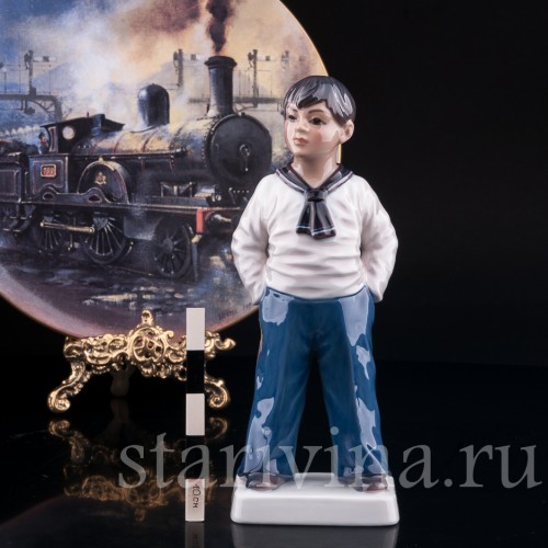 Фигурка мальчика из фарфора Морячок, Dahl Jensen, Дания, 1920-80 гг.
