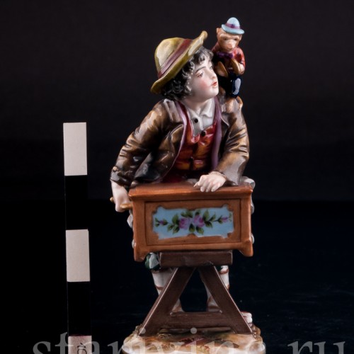 Шарманщик с обезьянкой, Дрезден, Германия, кон. 19 в