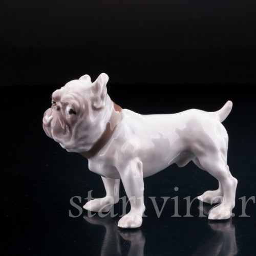 Фигурка собаки из фарфора Английский бульдог, "Забияка", Bing & Grondahl, Дания, сер. 20 в.