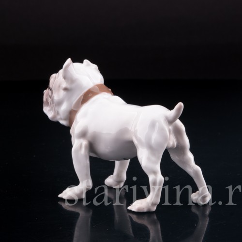 Фигурка собаки из фарфора Английский бульдог, "Забияка", Bing & Grondahl, Дания, сер. 20 в.