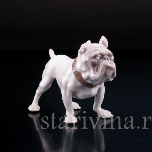 Фигурка собаки из фарфора Английский бульдог, "Забияка", Bing & Grondahl, Дания, сер. 20 в.