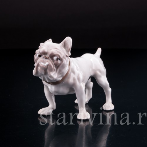 Фигурка собаки из фарфора Английский бульдог, "Забияка", Bing & Grondahl, Дания, сер. 20 в.