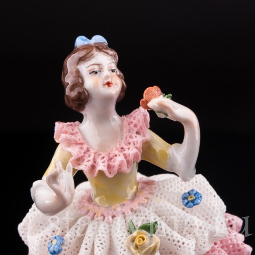Девочка, кружевная, миниатюра, Volkstedt, Германия, вт. пол. 20 в