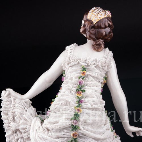 Анна Павлова в роли Китри, кружевная, Volkstedt, Германия, до 1935 г