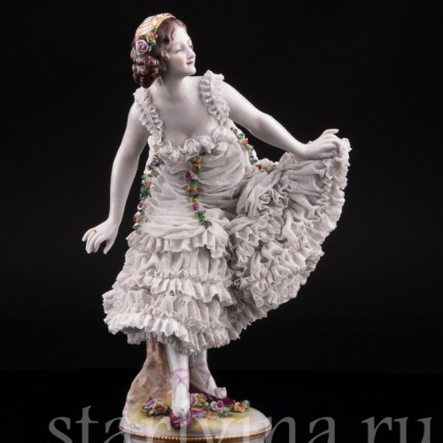 Анна Павлова в роли Китри, кружевная, Volkstedt, Германия, до 1935 г