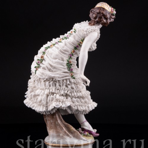 Анна Павлова в роли Китри, кружевная, Volkstedt, Германия, до 1935 г