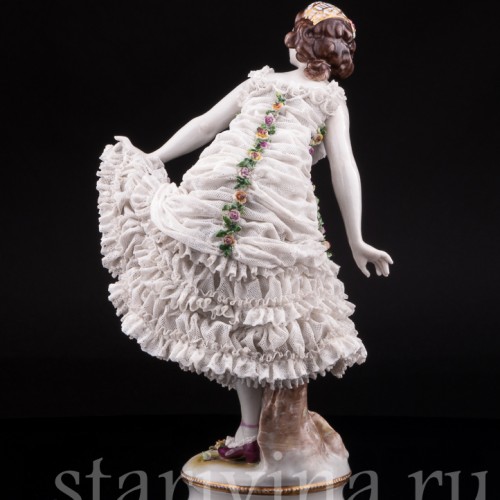 Анна Павлова в роли Китри, кружевная, Volkstedt, Германия, до 1935 г