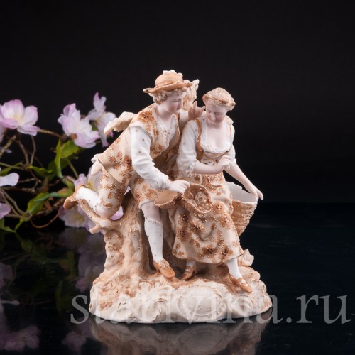 Старинная фигурка из фарфора Пара влюбленных, Volkstedt, Германия, кон. 19 в.