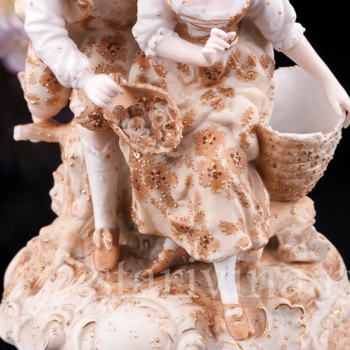 Старинная фигурка из фарфора Пара влюбленных, Volkstedt, Германия, кон. 19 в.