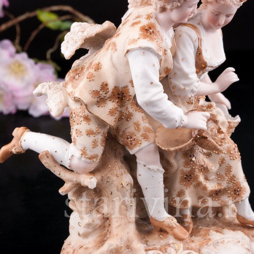 Старинная фигурка из фарфора Пара влюбленных, Volkstedt, Германия, кон. 19 в.