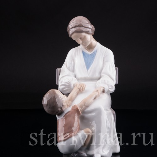 Фигурка из фарфора Мама с сыном, Bing & Grondahl, Дания, 1915-48 гг.