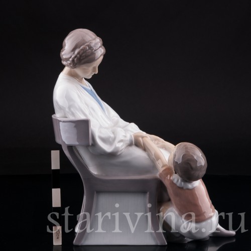 Фигурка из фарфора Мама с сыном, Bing & Grondahl, Дания, 1915-48 гг.