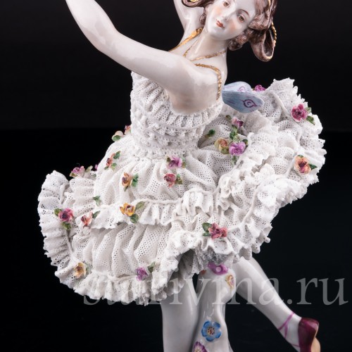 Анна Павлова в балете Бабочка, кружевная, Volkstedt, Германия, нач. 20 в