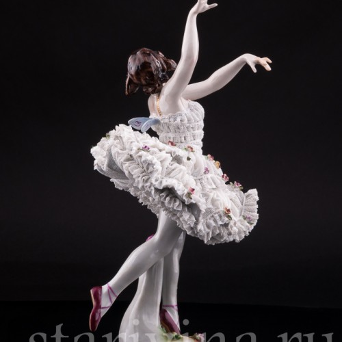 Анна Павлова в балете Бабочка, кружевная, Volkstedt, Германия, нач. 20 в