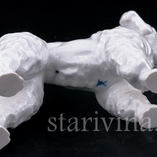 Фигурка собаки из фарфора Пудель, Meissen, Германия, 1964 г.