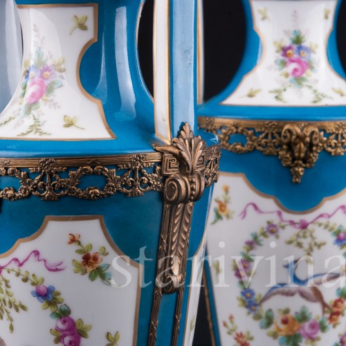 Две вазы "Райские птицы", Франция, 19 в