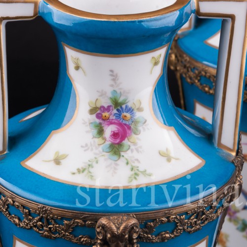 Две вазы "Райские птицы", Франция, 19 в