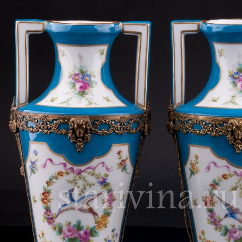 Две вазы "Райские птицы", Франция, 19 в