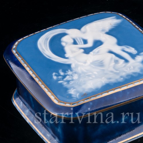 Фарфоровая Шкатулка Амур и Психея, Limoges, Франция, кон. 19 в.