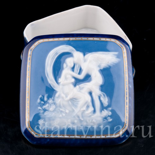 Фарфоровая Шкатулка Амур и Психея, Limoges, Франция, кон. 19 в.