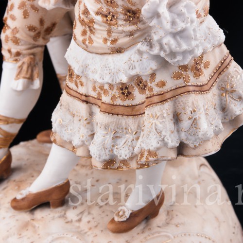 Антикварная статуэтка из фарфора Пара в испанских костюмах, Volkstedt, Германия, кон. 19 в.