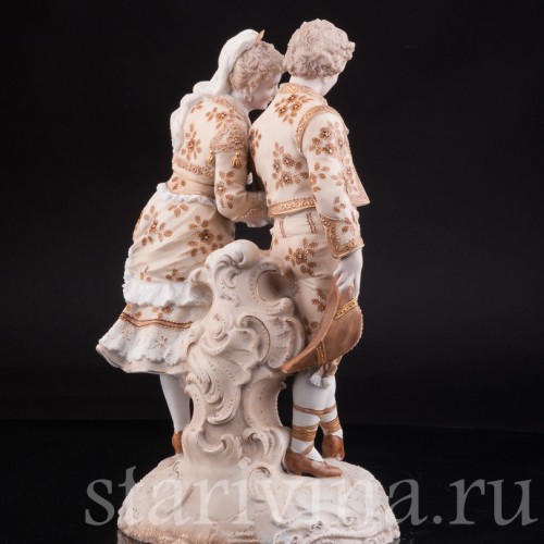 Антикварная статуэтка из фарфора Пара в испанских костюмах, Volkstedt, Германия, кон. 19 в.