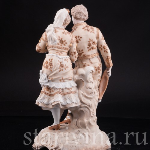 Антикварная статуэтка из фарфора Пара в испанских костюмах, Volkstedt, Германия, кон. 19 в.