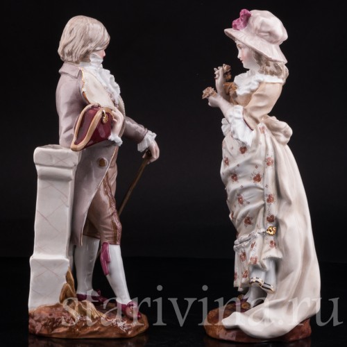 Антикварная фарфорвая статуэтка Пара, Sitzendorf, Германия, 1884-1902 гг.
