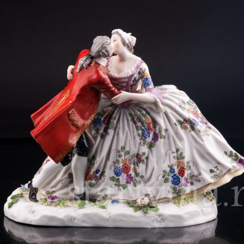 Фарфорвая статуэтка Страстный поцелуй, пара, Volkstedt, Германия, нач. 20 в.