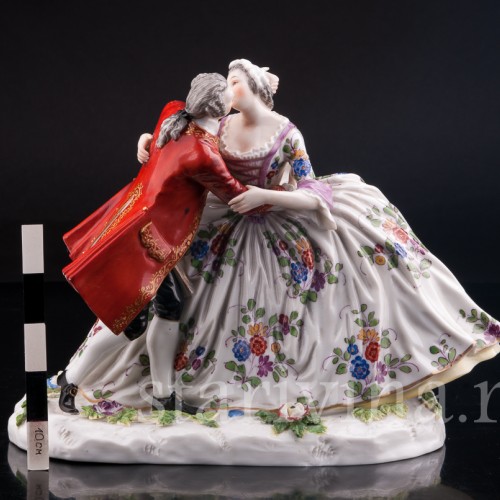 Фарфорвая статуэтка Страстный поцелуй, пара, Volkstedt, Германия, нач. 20 в.