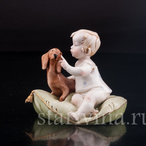 Малыш с таксой, Capodimonte, Италия, сер. 20 в