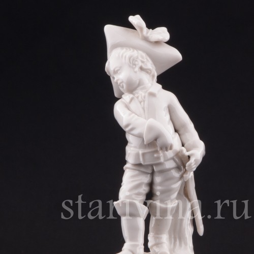 Статуэтка из фарфора Мальчик на постаменте, Nymphenburg, Германия, 1959 г.