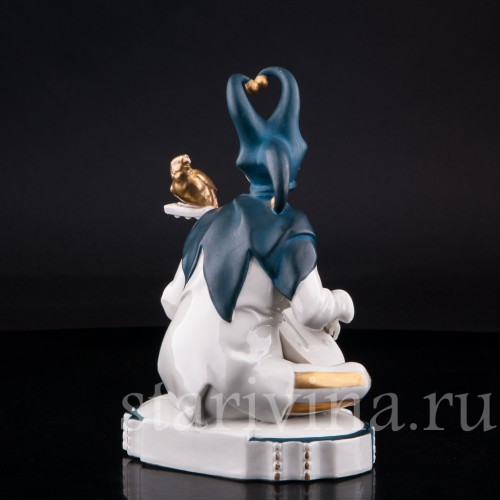 Фарфорвая статуэтка Арлекин с попугаем и лютней, Hertwig & Co, Германия, 1920-30 гг.