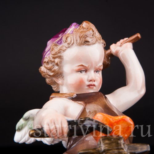 Фарфорвая статуэтка Амур, кующий сердце, Meissen, Германия, кон. 19 - нач. 20 вв.