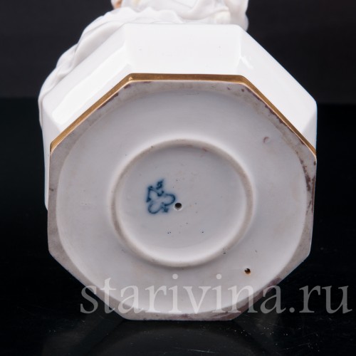 Статуэтка балерины из фарфора Коломбина (балет Карнавал), Volkstedt, Германия, до 1935 г.