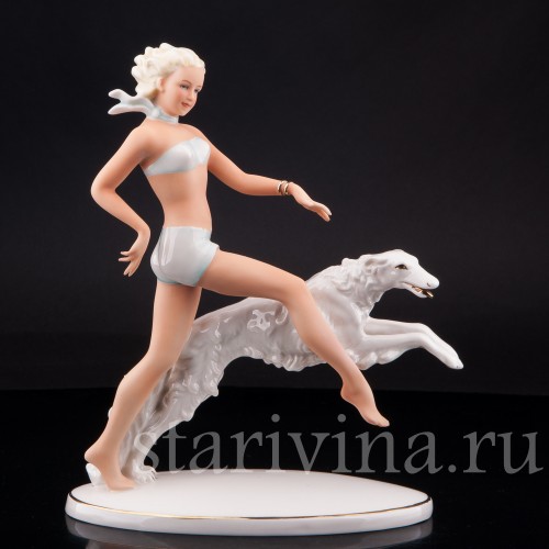 Статуэтка из фарфора Девушка с борзой, Goebel, Германия, 1953-75 гг.