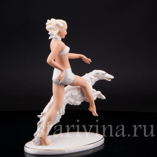 Статуэтка из фарфора Девушка с борзой, Goebel, Германия, 1953-75 гг.