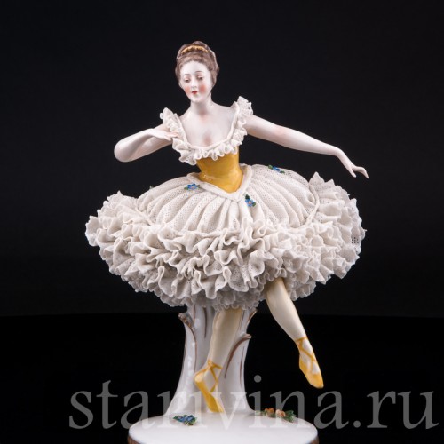 Танцующая девушка, кружевная, Ackermann & Fritze, Германия, до 1945 г