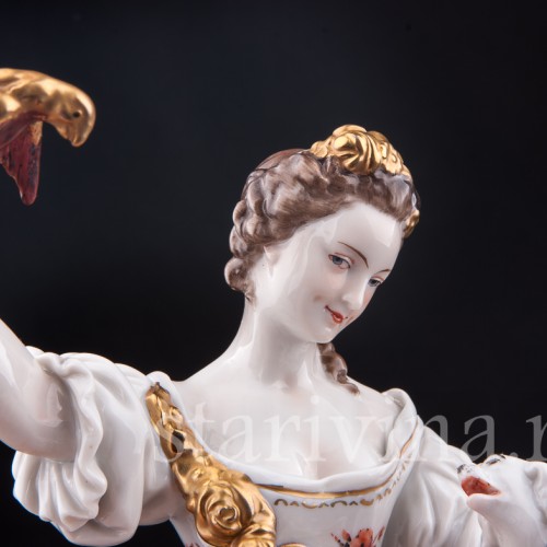 Фарфорвая статуэтка Дама с попугаем и собачкой, Volkstedt, Германия, до 1935 г.