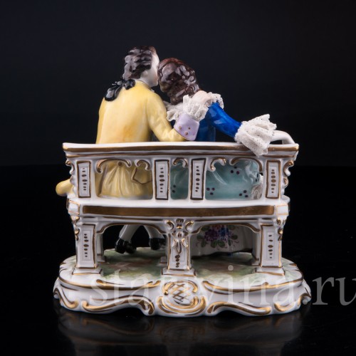 Пара на скамейке, кружевная, Volkstedt, Германия, вт. пол. 20 в