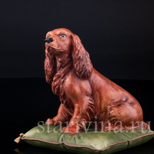 Фигурка собаки из фарфора Кокер спаниель на подушке, Capodimonte, Италия, вт. пол. 20 в.