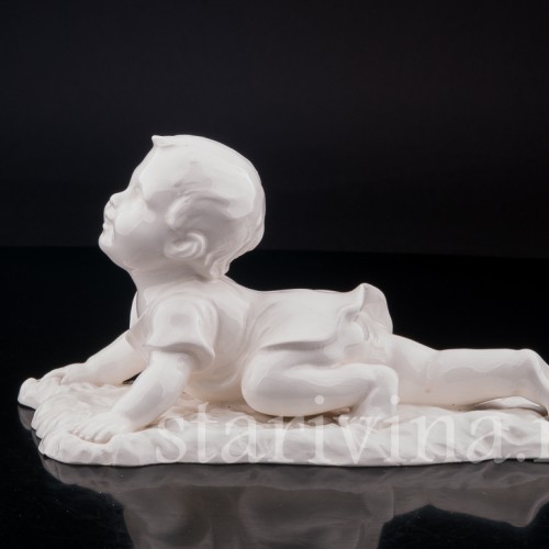 Фарфорвая статуэтка Малыш, Roesler, Германия, пер. пол. 20 в.