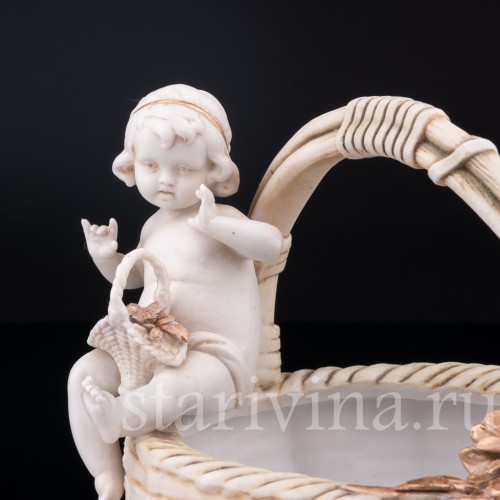 Малыш с корзинкой, E. A. Muller, Германия, 1890-1927 гг