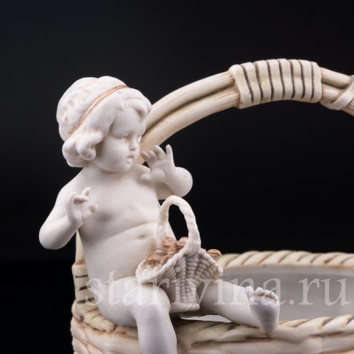 Малыш с корзинкой, E. A. Muller, Германия, 1890-1927 гг