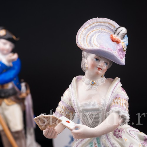 Статуэтка из фарфора Пара, кавалер с часами, дама с картами, Meissen, Германия, кон. 19 - нач. 20 вв.