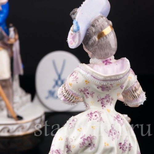 Статуэтка из фарфора Пара, кавалер с часами, дама с картами, Meissen, Германия, кон. 19 - нач. 20 вв.