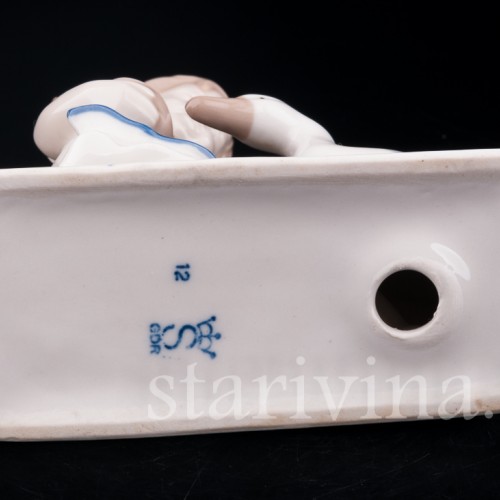 Фарфорвая статуэтка Девочка с уткой, Grafenthal, Германия, до 1991 г.