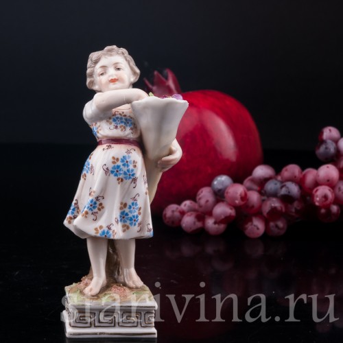 Рог изобилия, девочка с фруктами, Volkstedt, Германия, 1886-1894 гг