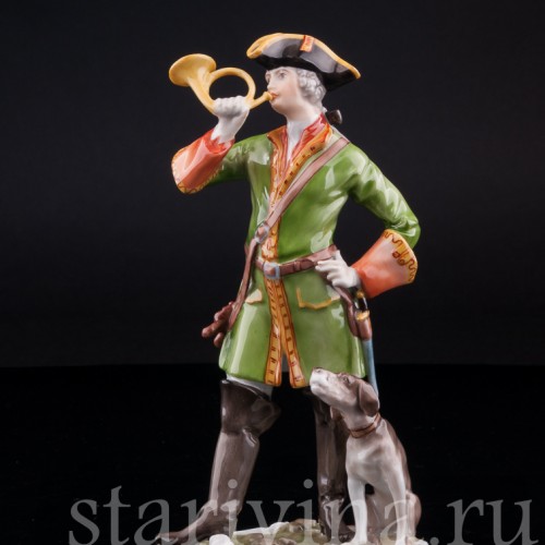 Статуэтка из фарфора Охотник с собакой и рожком, Alka Kaiser, Германия, до 1991 г.